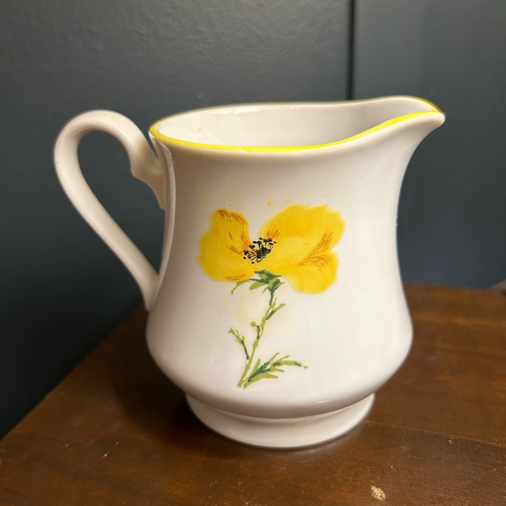 Vintage Collition Creamer-Japan